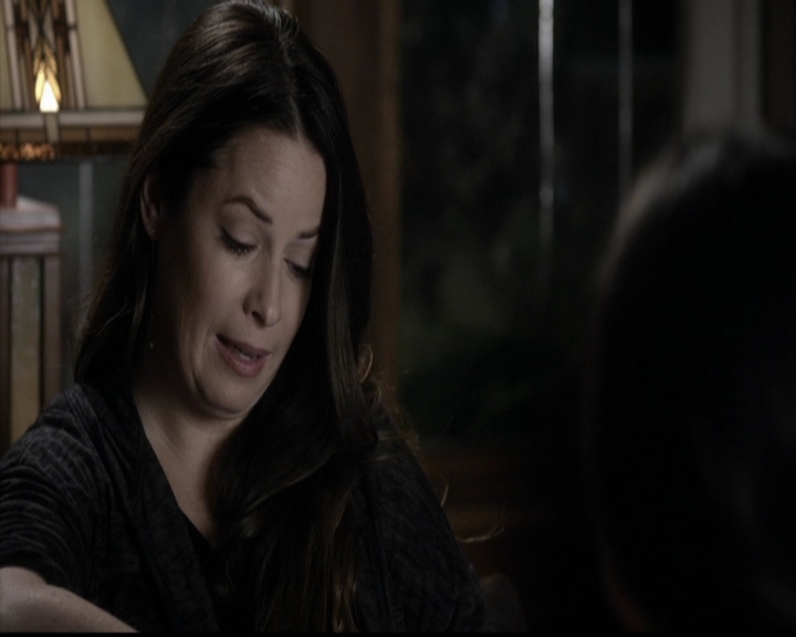 LucyHale-dot-nl_PrettyLittleLiars-4x23Unbridled0873.jpg