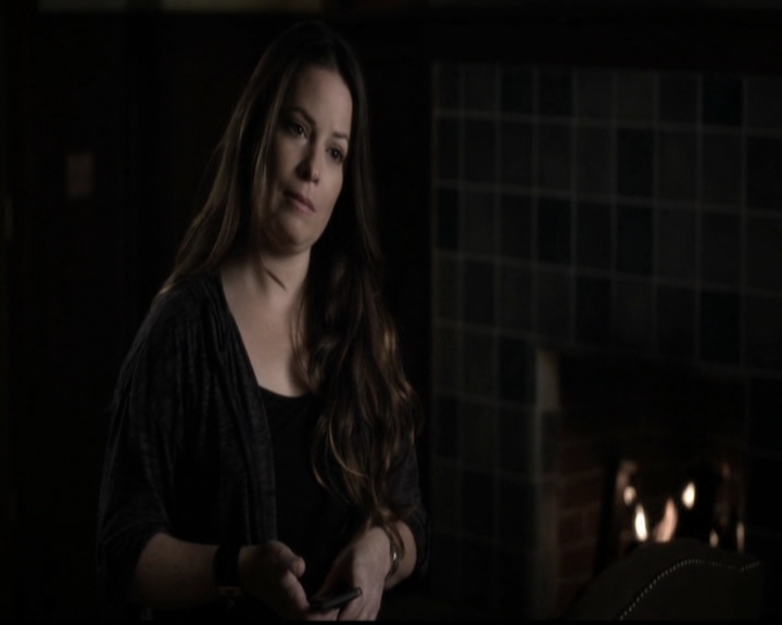 LucyHale-dot-nl_PrettyLittleLiars-4x23Unbridled1054.jpg