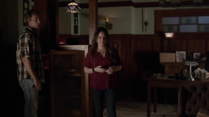 Charmed-Online_dot_net-PrettyLittleLiars-5x08ScreamForMe2396.jpg