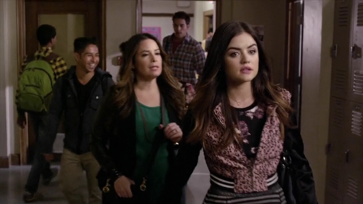 Charmed-Online_dot_net-PrettyLittleLiars-5x09MarchOfDimes0579.jpg
