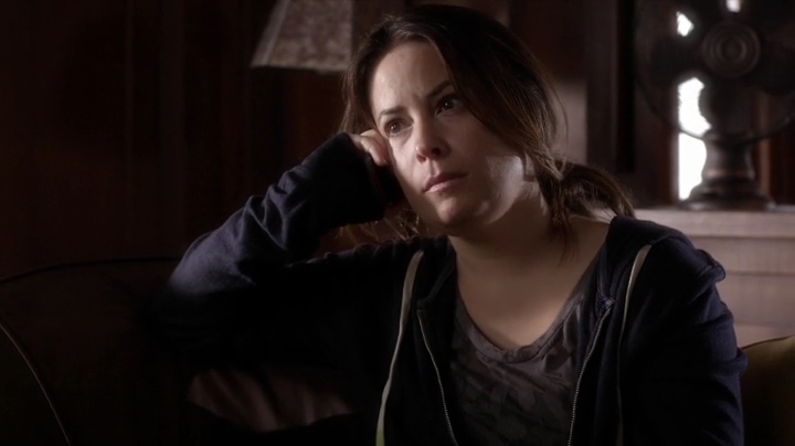 Charmed-Online_dot_net-PrettyLittleLiars-5x10ADarkAli0388.jpg