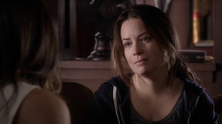 Charmed-Online_dot_net-PrettyLittleLiars-5x10ADarkAli0446.jpg