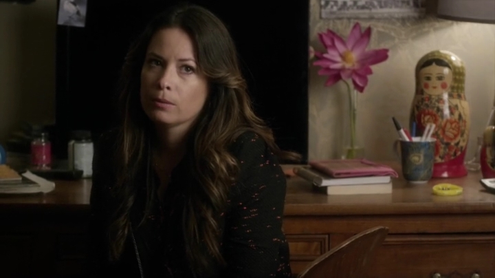 Charmed-Online_dot_net-PrettyLittleLiars-5x24ImAGoodGirlIAm0514.jpg