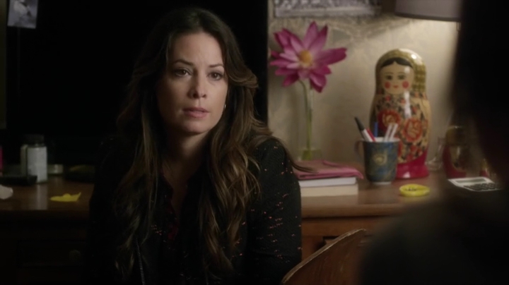 Charmed-Online_dot_net-PrettyLittleLiars-5x24ImAGoodGirlIAm0580.jpg