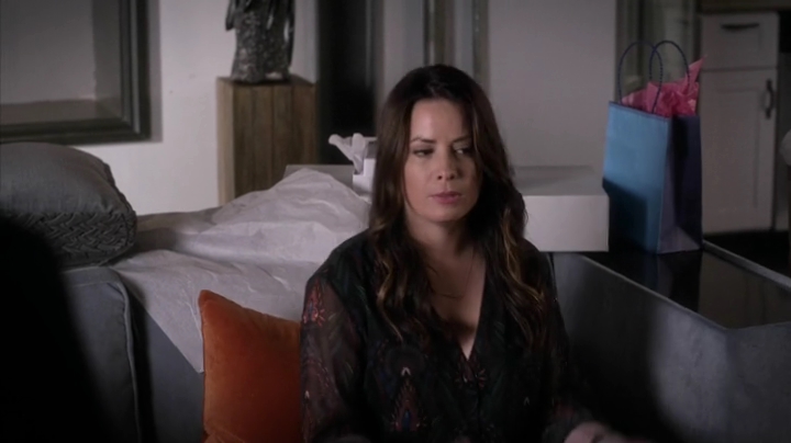 Charmed-Online_dot_nl_PrettyLittleLiars6x17-0377.jpg