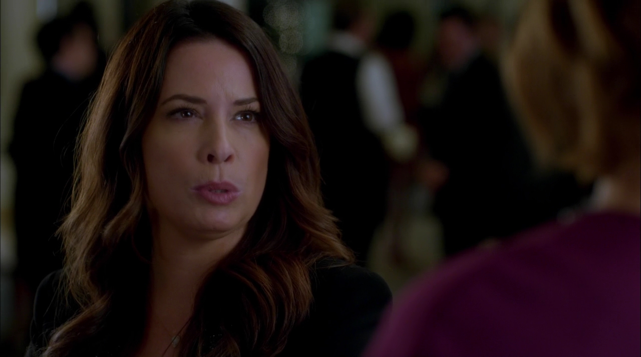 Charmed-Online-dot-nl_PrettyLittleLiars7x21-1736.jpg