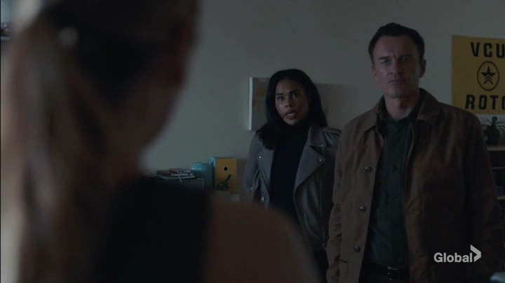 Charmed-Online-dot-nl_FBIMostWanted1x01-1525.jpg Charmed-Online-dot-nl_FBIMostWanted1x01-1525.jpg