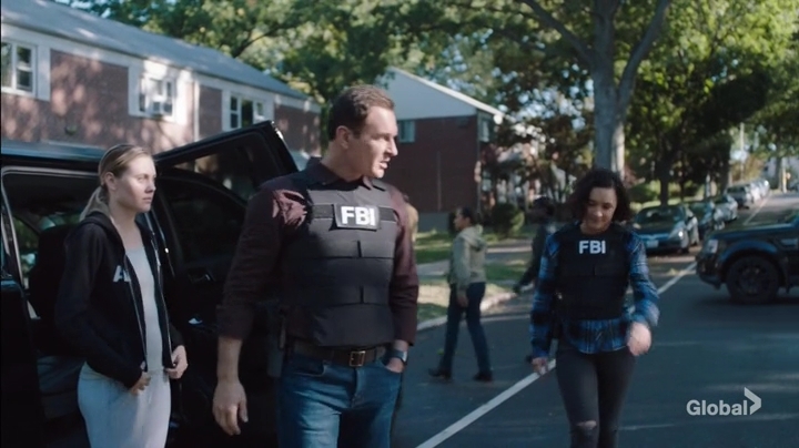 Charmed-Online-dot-nl_FBIMostWanted1x01-2425.jpg