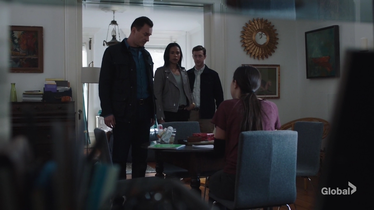 Charmed-Online-dot-nl-FBIMostWanted1x05-1852.jpg Charmed-Online-dot-nl-FBIMostWanted1x05-1852.jpg