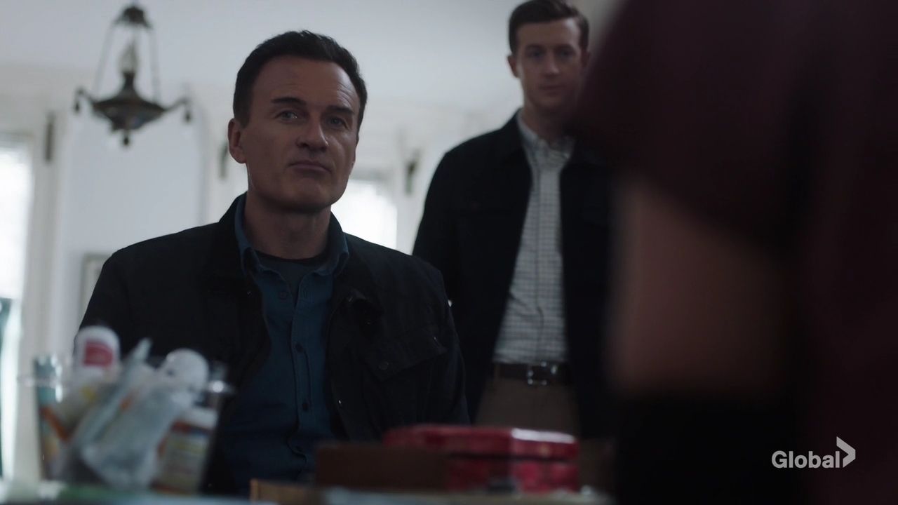 Charmed-Online-dot-nl-FBIMostWanted1x05-1865.jpg Charmed-Online-dot-nl-FBIMostWanted1x05-1865.jpg