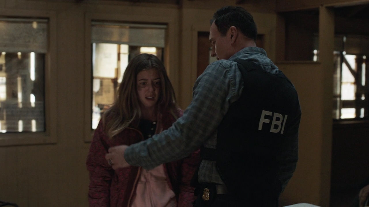 Charmed-Online-dot-nl-FBIMostWanted1x06-4941.jpg Charmed-Online-dot-nl-FBIMostWanted1x06-4941.jpg