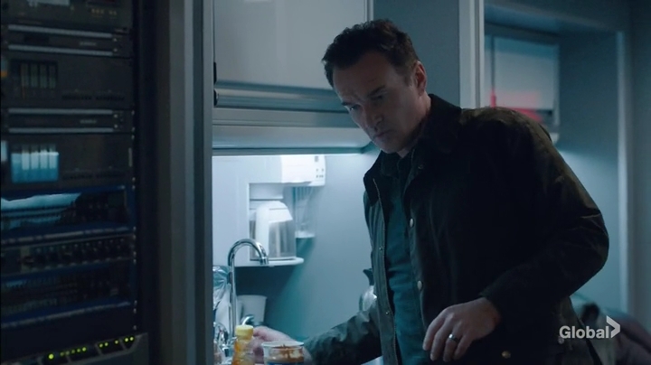 Charmed-Online-dot-nl-FBI2x18-and-FBIMostWanted1x09-3445.jpg Charmed-Online-dot-nl-FBI2x18-and-FBIMostWanted1x09-3445.jpg