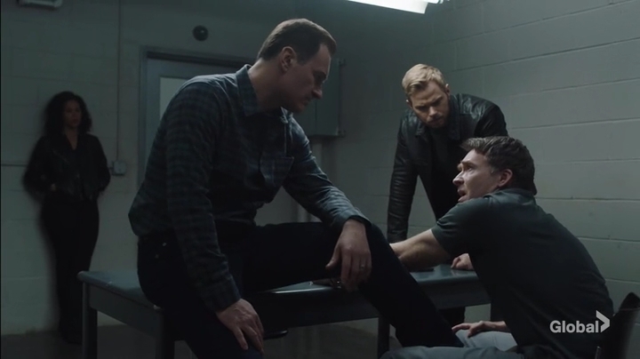 Charmed-Online-dot-nl-FBI2x18-and-FBIMostWanted1x09-4403.jpg Charmed-Online-dot-nl-FBI2x18-and-FBIMostWanted1x09-4403.jpg