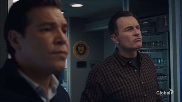 Charmed-Online-dot-nl-FBI2x18-and-FBIMostWanted1x09-4527.jpg Charmed-Online-dot-nl-FBI2x18-and-FBIMostWanted1x09-4527.jpg