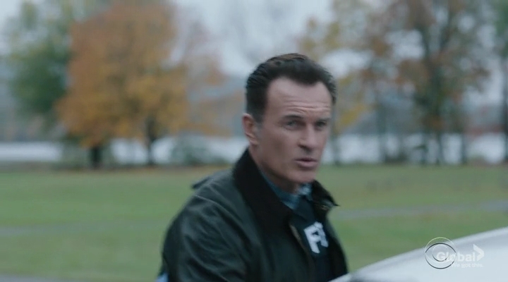 Charmed-Online-dot-nl_FBIMostWanted2x01-1930.jpg Charmed-Online-dot-nl_FBIMostWanted2x01-1930.jpg