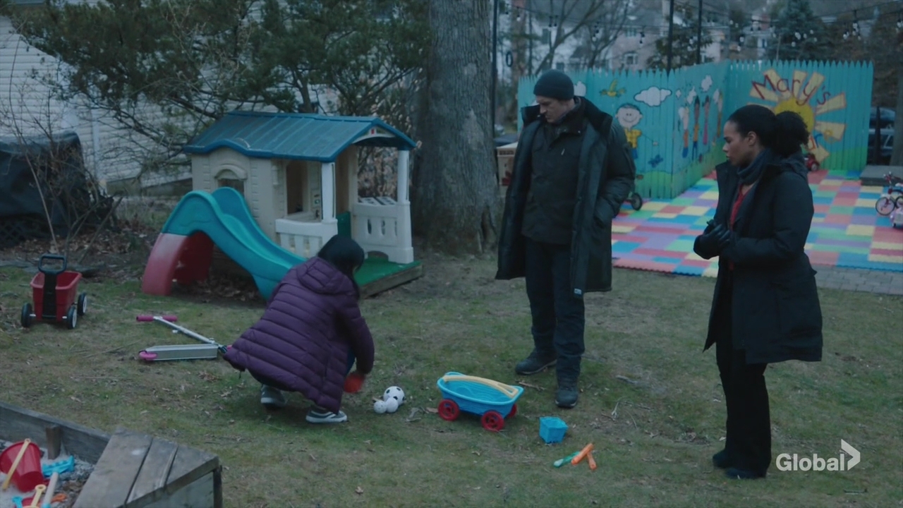 Charmed-Online-dot-nl_FBIMostWanted2x10-1750.jpg Charmed-Online-dot-nl_FBIMostWanted2x10-1750.jpg