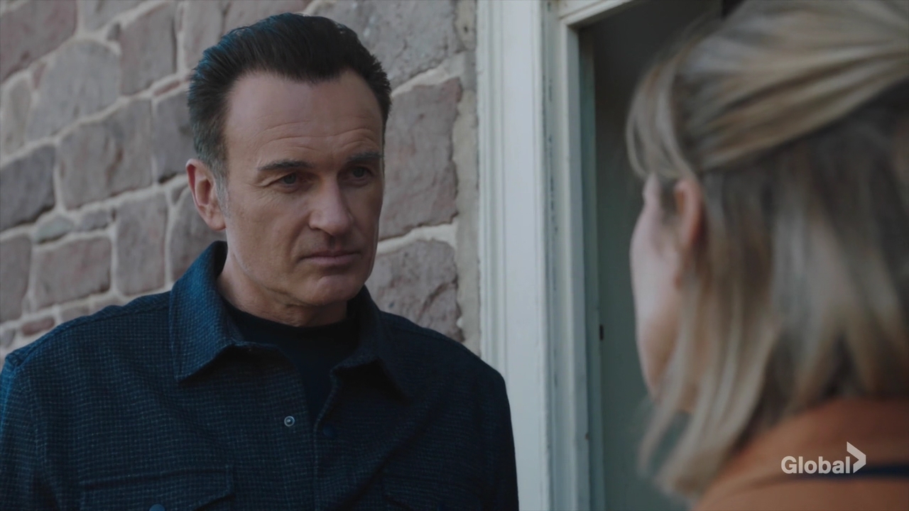 Charmed-Online-dot-nl_FBIMostWanted2x10-2428.jpg Charmed-Online-dot-nl_FBIMostWanted2x10-2428.jpg