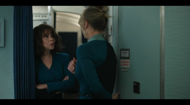 Charmed-Online-dot-nl_TheFlightAttendant1x01-1284.jpg
