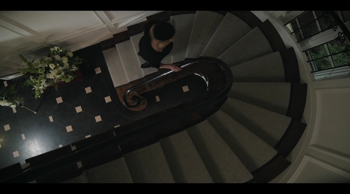 Charmed-Online-dot-nl_TheFlightAttendant1x03-2089.jpg