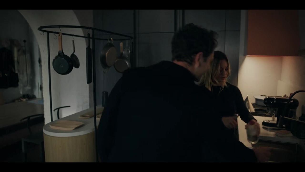 Charmed-Online-dot-nl_TheFlightAttendant1x06-1344.jpg Charmed-Online-dot-nl_TheFlightAttendant1x06-1344.jpg