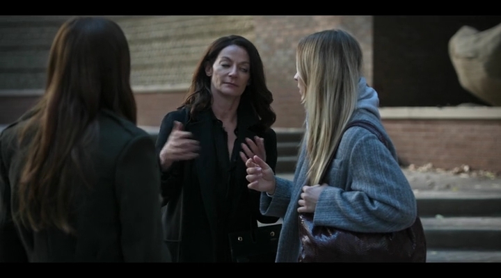 Charmed-Online-dot-nl_TheFlightAttendant1x07-0702.jpg