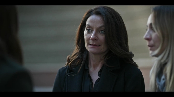 Charmed-Online-dot-nl_TheFlightAttendant1x07-0715.jpg