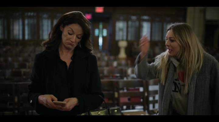Charmed-Online-dot-nl_TheFlightAttendant1x07-1146.jpg