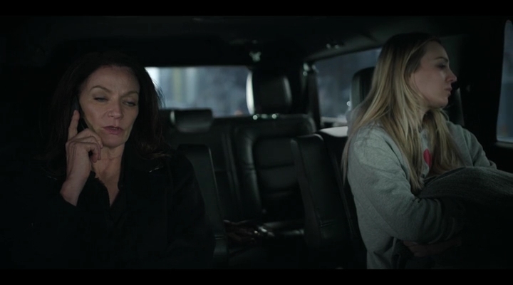Charmed-Online-dot-nl_TheFlightAttendant1x08-0044.jpg