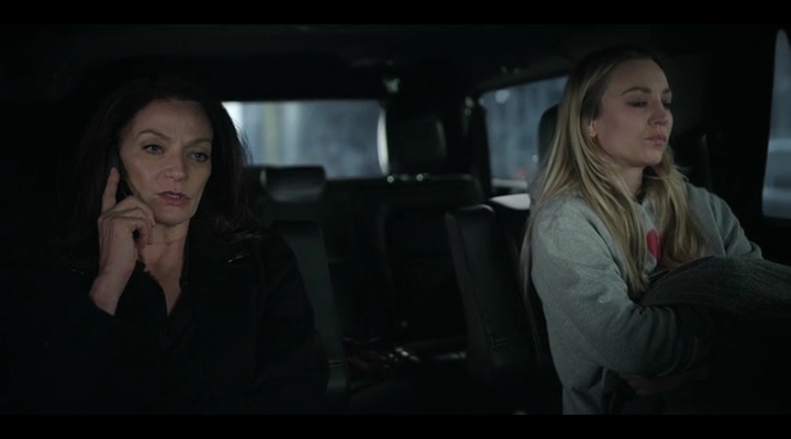 Charmed-Online-dot-nl_TheFlightAttendant1x08-0046.jpg