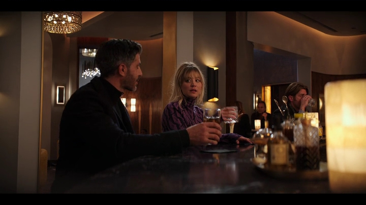 Charmed-Online-dot-nl_TheFlightAttendant2x01-3229.jpg