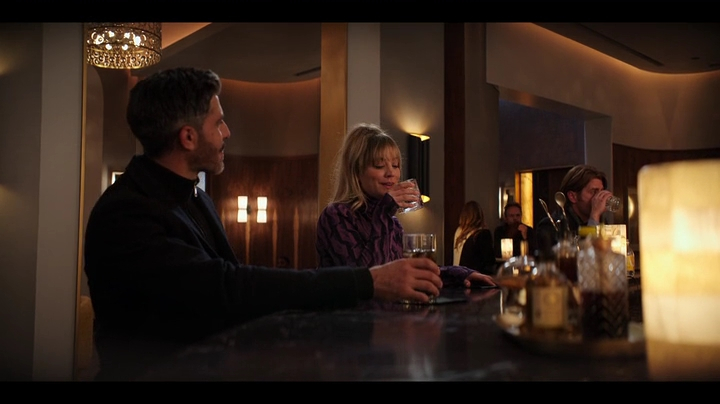 Charmed-Online-dot-nl_TheFlightAttendant2x01-3230.jpg