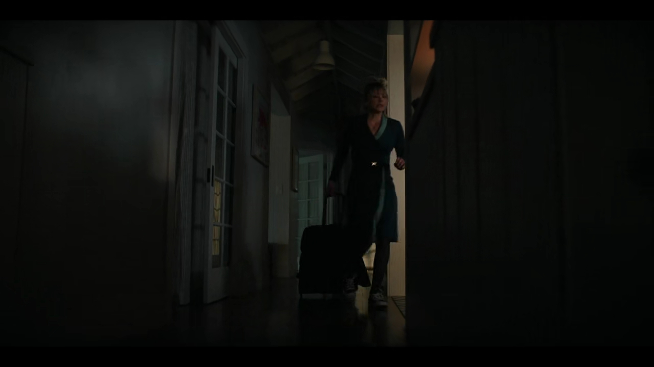 Charmed-Online-dot-nl_TheFlightAttendant2x03-0307.jpg