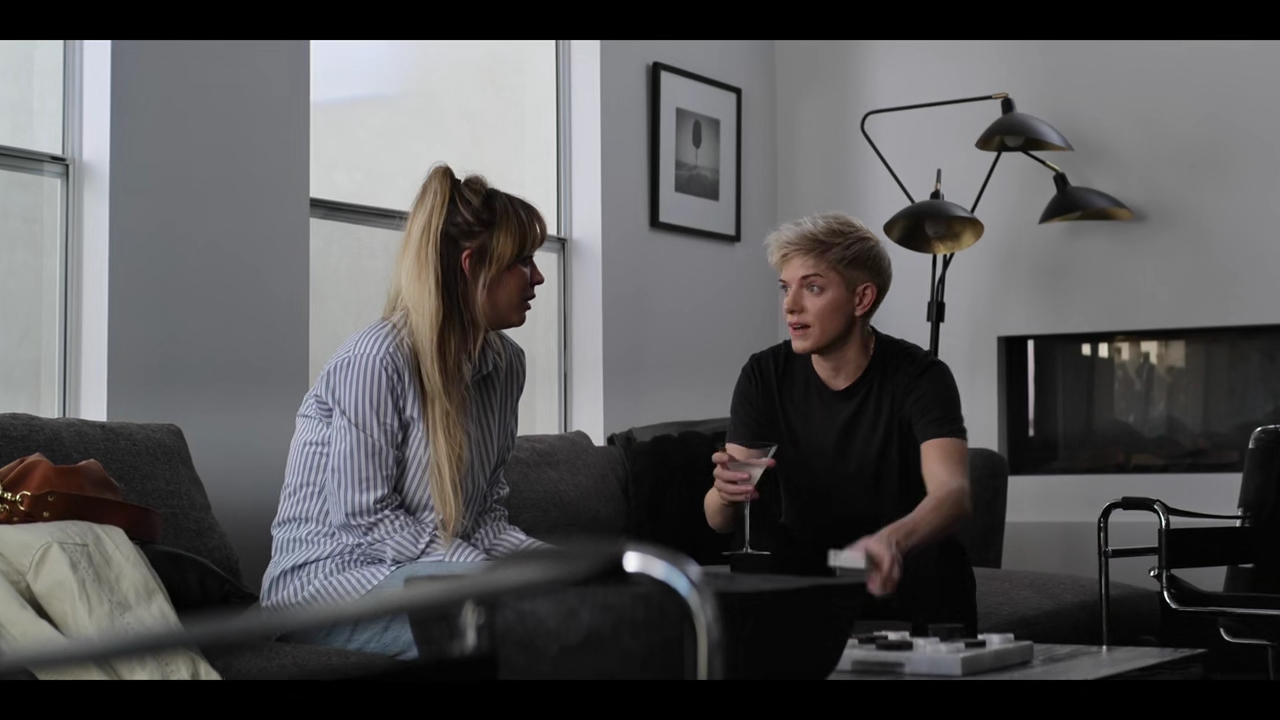 Charmed-Online-dot-nl_TheFlightAttendant2x05-1330.jpg Charmed-Online-dot-nl_TheFlightAttendant2x05-1330.jpg