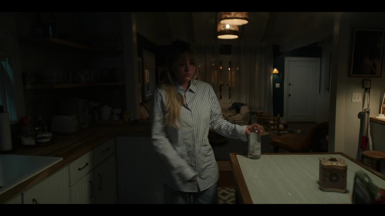 Charmed-Online-dot-nl_TheFlightAttendant2x05-1737.jpg Charmed-Online-dot-nl_TheFlightAttendant2x05-1737.jpg