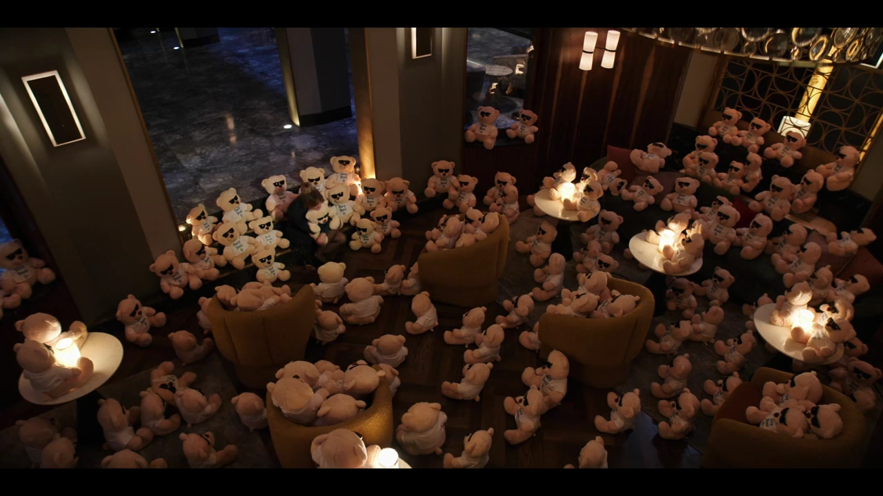 Charmed-Online-dot-nl_TheFlightAttendant2x05-1982.jpg Charmed-Online-dot-nl_TheFlightAttendant2x05-1982.jpg