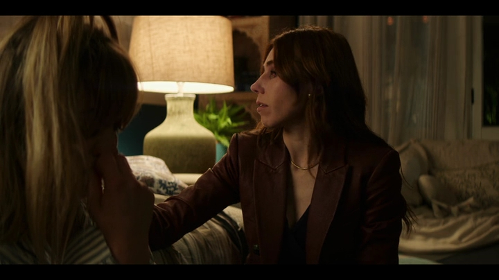 Charmed-Online-dot-nl_TheFlightAttendant2x06-0104.jpg