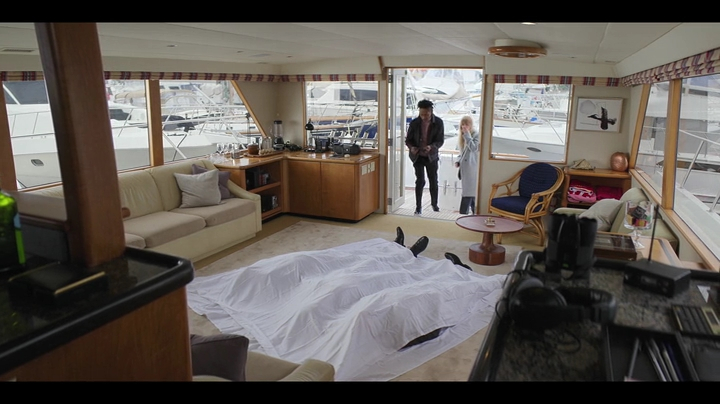 Charmed-Online-dot-nl_TheFlightAttendant2x07-0128.jpg