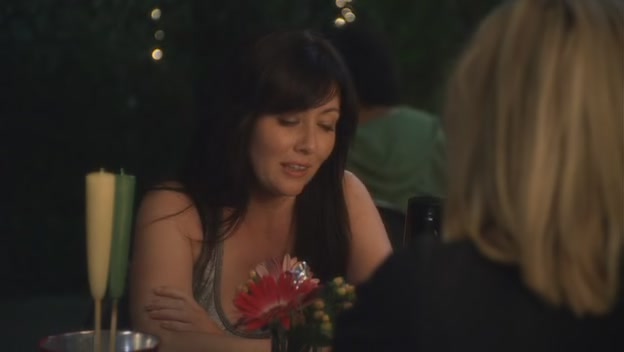 Charmed-Online-dot-net_90210-1x02TheJetSet1060.jpg