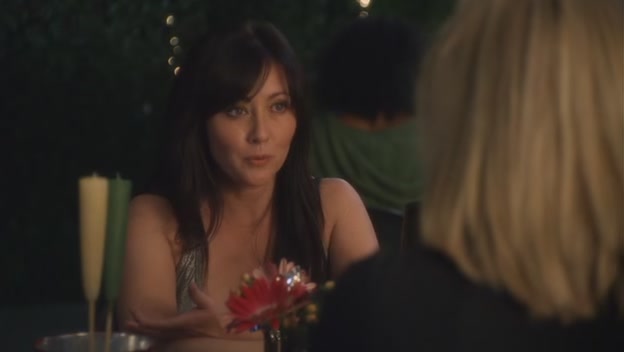 Charmed-Online-dot-net_90210-1x02TheJetSet1069.jpg