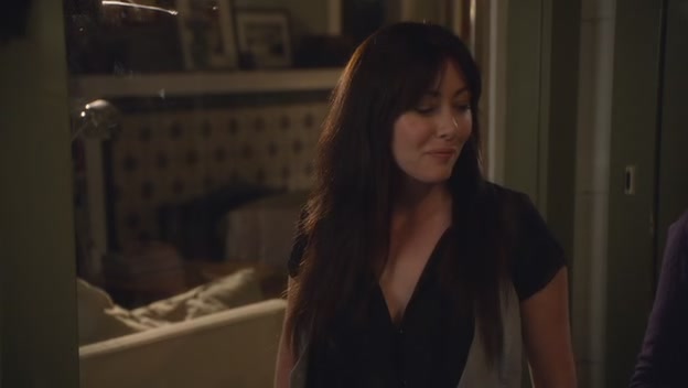 Charmed-Online-dot-net_90210-1x02TheJetSet1995.jpg Charmed-Online-dot-net_90210-1x02TheJetSet1995.jpg