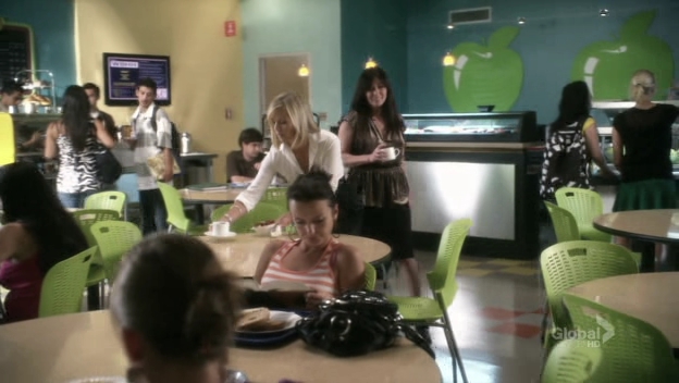 Charmed-Online-dot-net_90210-1x04-0288.jpg Charmed-Online-dot-net_90210-1x04-0288.jpg