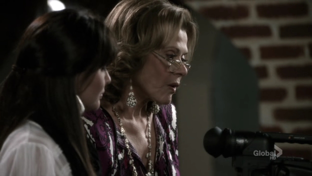 Charmed-Online-dot-net_90210-1x04-1283.jpg Charmed-Online-dot-net_90210-1x04-1283.jpg