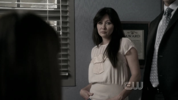 Charmed-Online_dot_nl-90210-S01E06-0104.jpg
