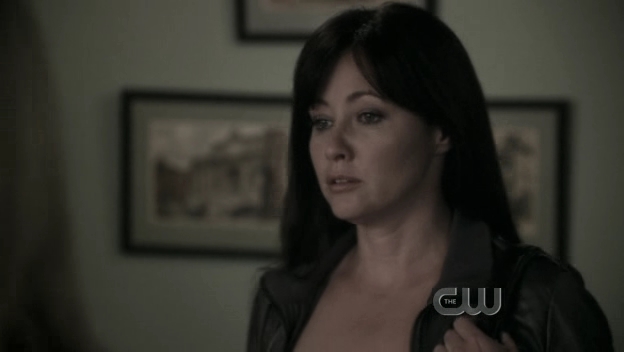 Charmed-Online_dot_nl-90210-S01E06-1340.jpg Charmed-Online_dot_nl-90210-S01E06-1340.jpg