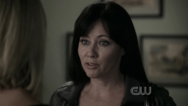 Charmed-Online_dot_nl-90210-S01E06-1357.jpg Charmed-Online_dot_nl-90210-S01E06-1357.jpg