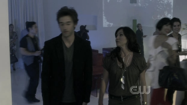 Charmed-Online_dot_nl-90210-S01E06-1709.jpg Charmed-Online_dot_nl-90210-S01E06-1709.jpg