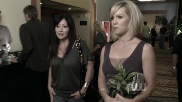 Charmed-Online_dot_nl-90210-S01E11-0977.jpg Charmed-Online_dot_nl-90210-S01E11-0977.jpg