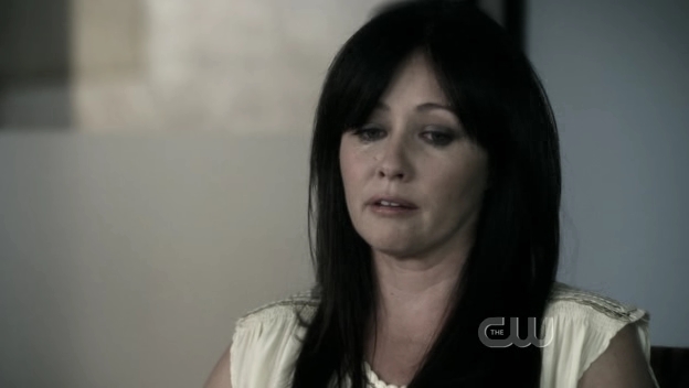 Charmed-Online_dot_nl-90210-S01E12-2531.jpg Charmed-Online_dot_nl-90210-S01E12-2531.jpg