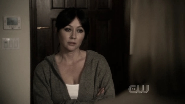 Charmed-Online_dot_nl-90210-S01E12-3188.jpg Charmed-Online_dot_nl-90210-S01E12-3188.jpg