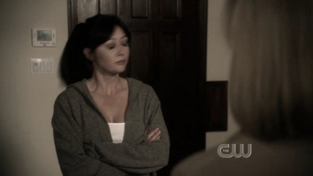 Charmed-Online_dot_nl-90210-S01E12-3202.jpg Charmed-Online_dot_nl-90210-S01E12-3202.jpg